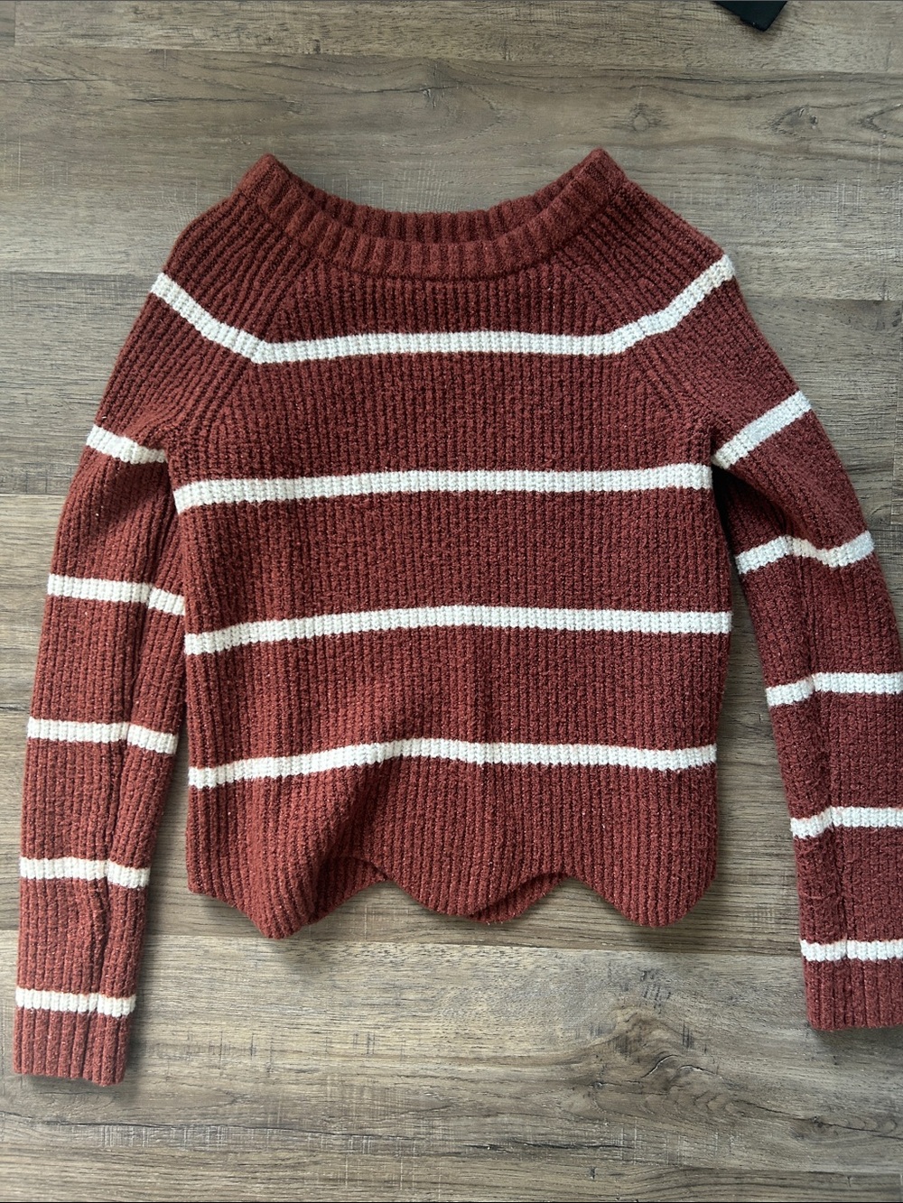 Women's Rust and White Striped Scallop-Hem Crewneck Sweater